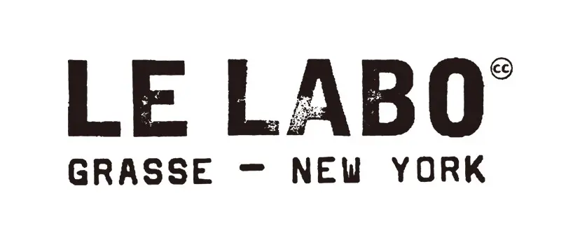 京都でフレグランス販売！おしゃれな私服で勤務できる